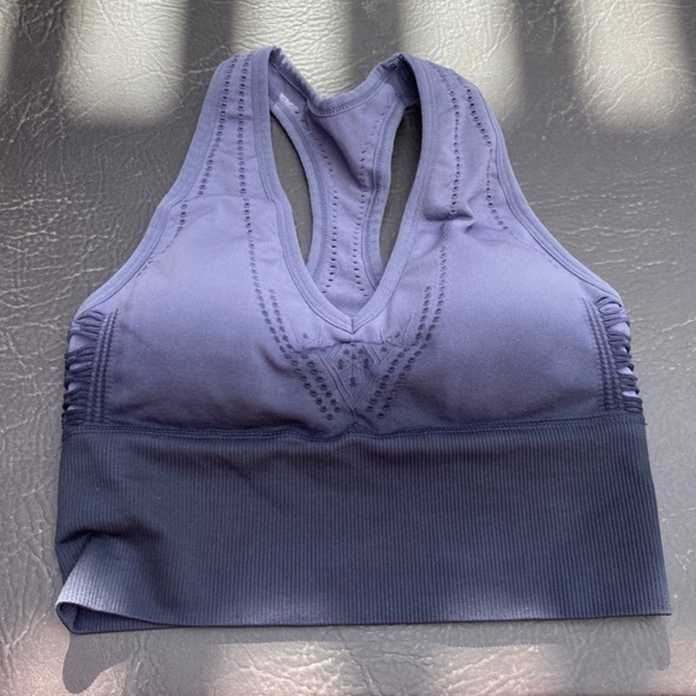 💜💜💜Bella Movement sports bra grey blue small NWOT